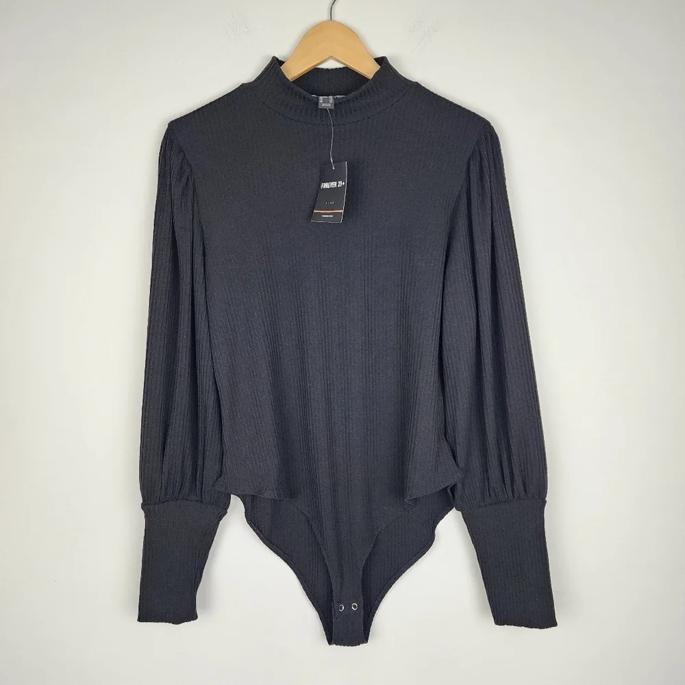 Forever 21 Plus Bodysuit Ribbed Black Knit Puff Long Sleeve NWT Size 2X - Picture 3 of 16